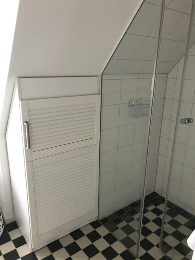 Ferienwohnungen Hebbel Хузум Екстериор снимка